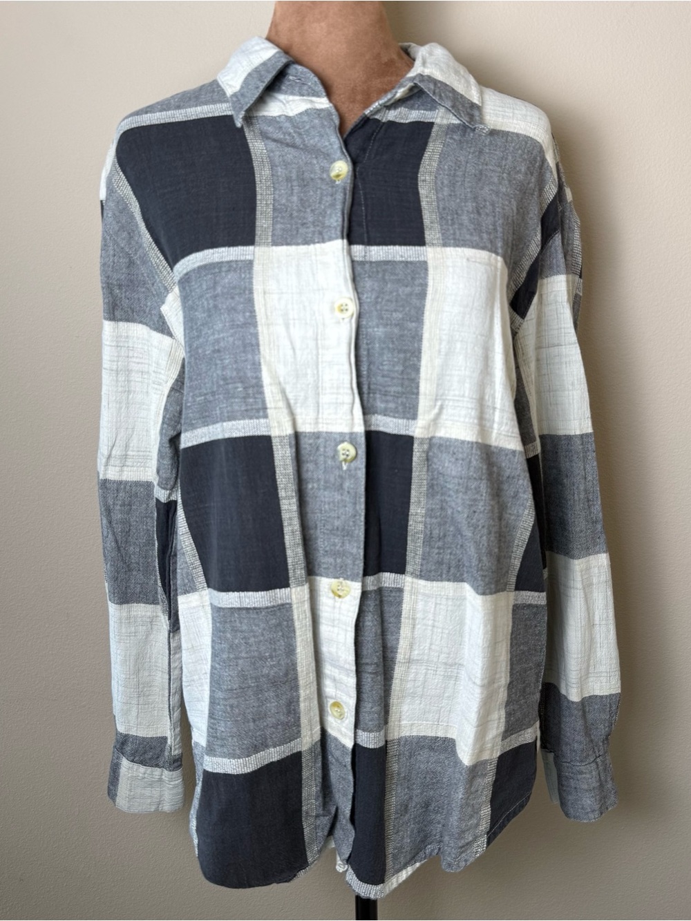 Vintage Premier International Button Down Shirt Womens Medium Black Beige Plaid